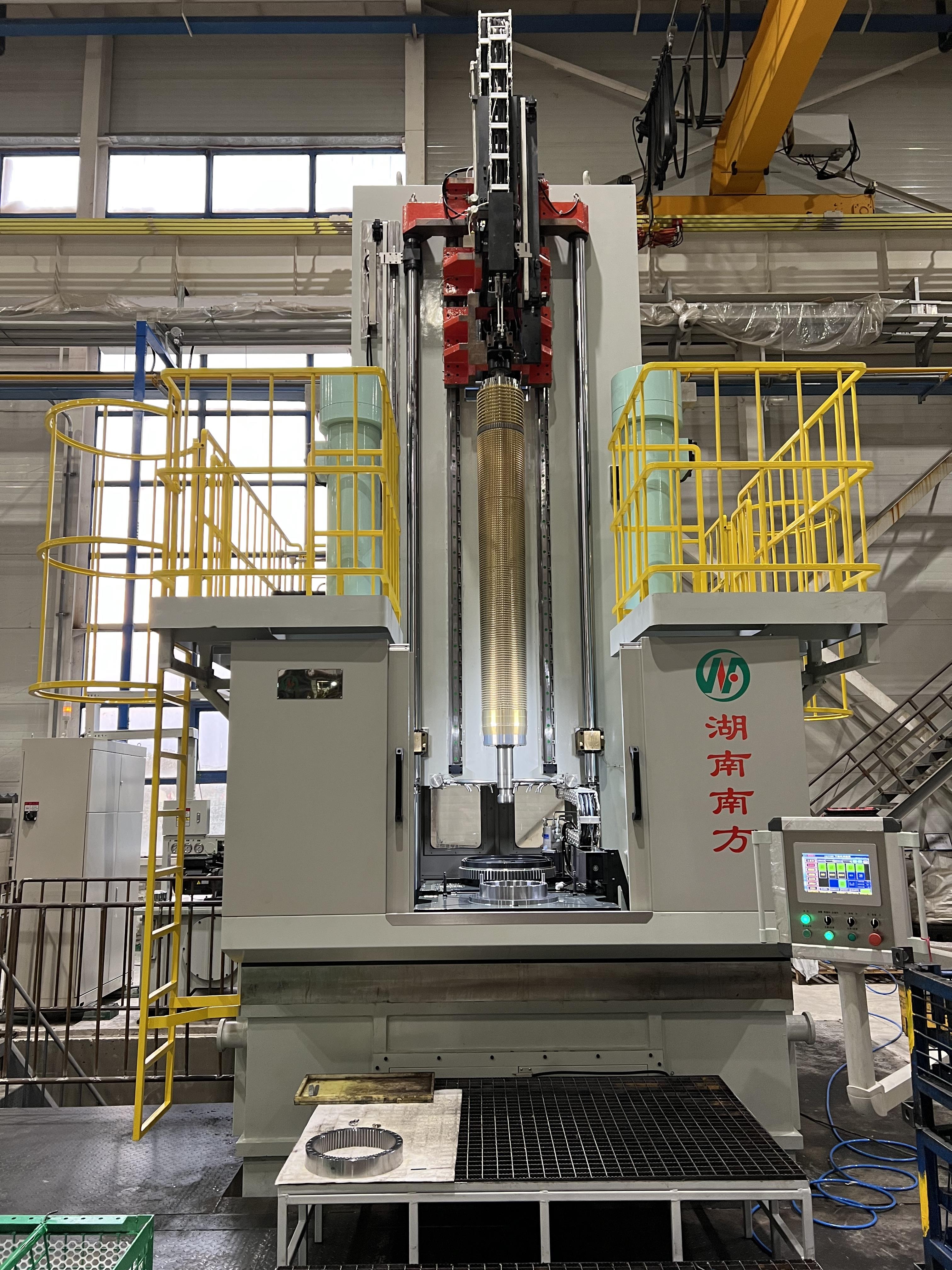 LG55100下(xia)拉式内(nèi)拉床（大(dà)噸位）